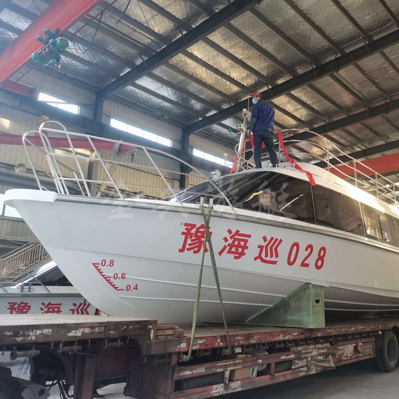 廠家供應(yīng)玻璃鋼客船，巡邏艇，交通艇，公務(wù)接待艇，觀光艇，游艇